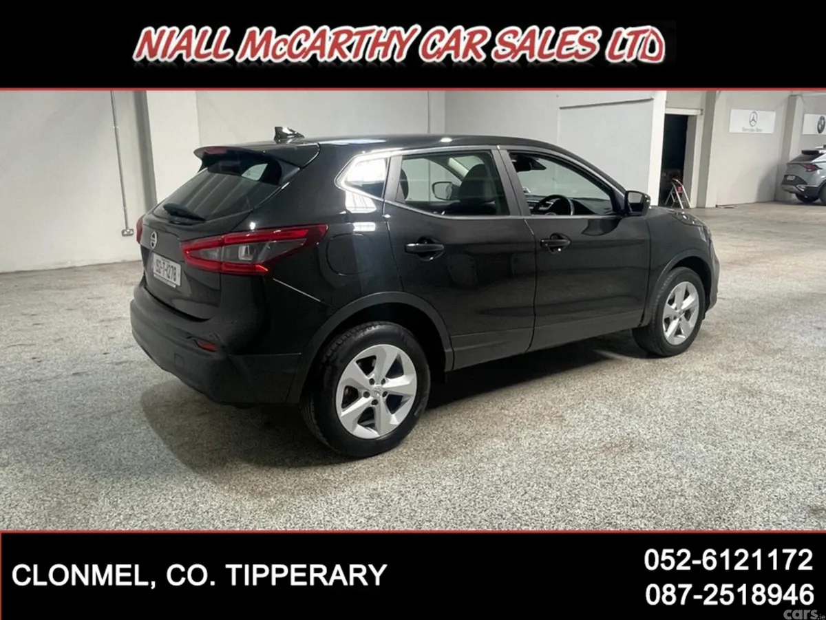 Nissan Qashqai SUV, Diesel, 2019, Black
