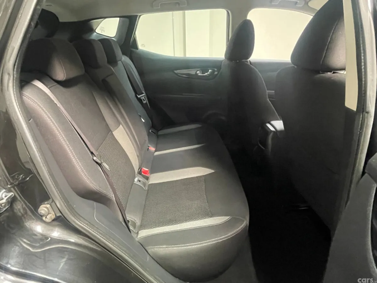 Nissan Qashqai SUV, Diesel, 2019, Black