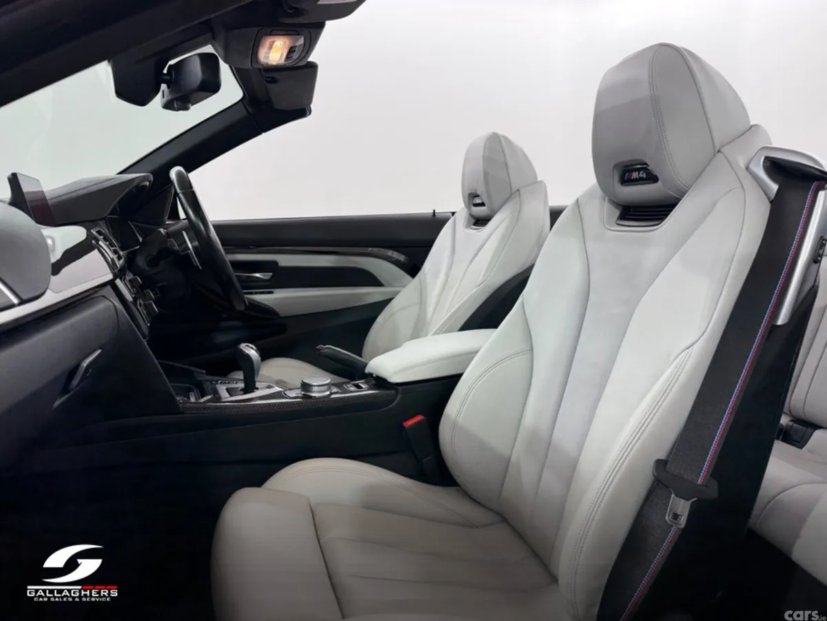 BMW M4 Convertible, Petrol, 2020, Orange