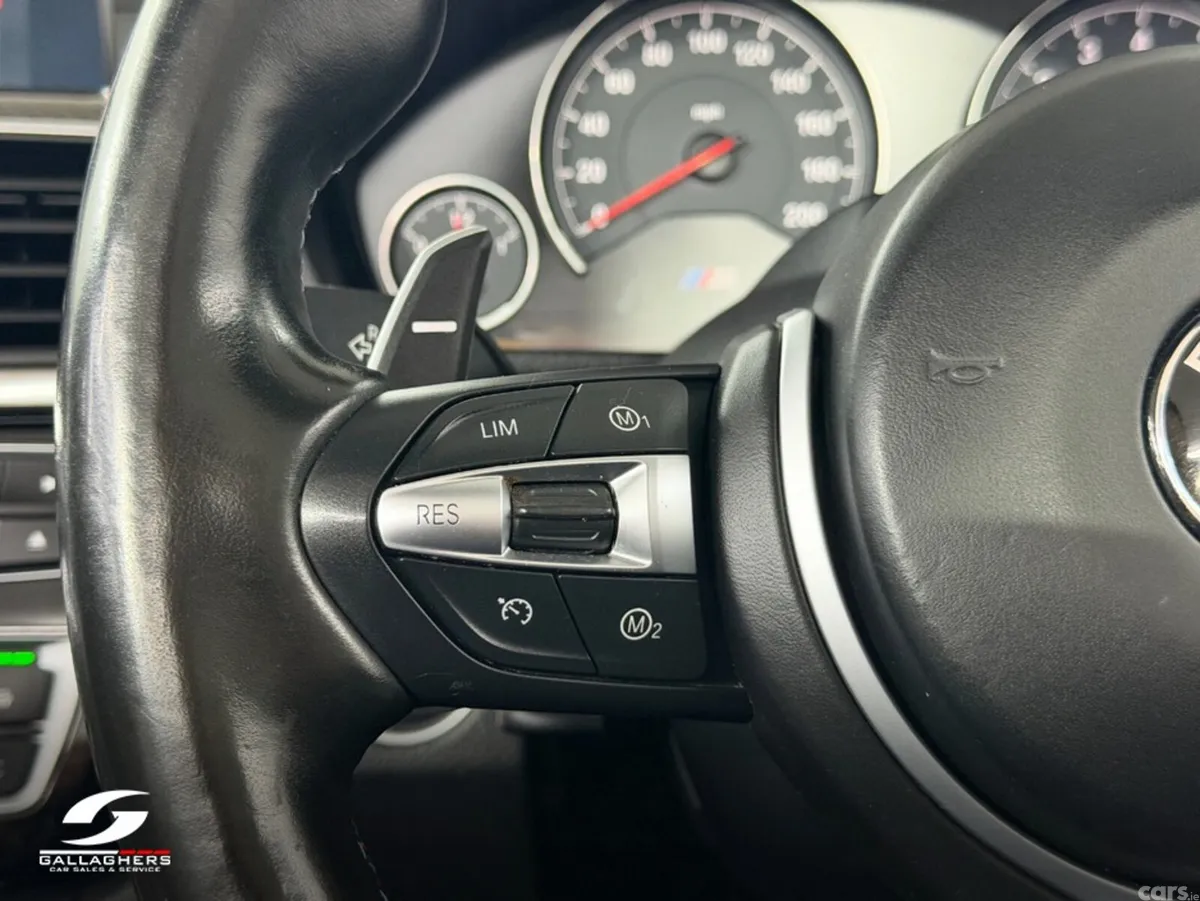 BMW M4 Convertible, Petrol, 2020, Orange