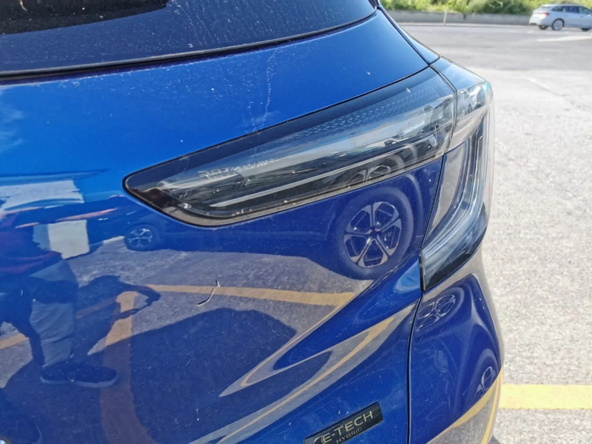 Renault Captur Hatchback, Petrol Hybrid, 2025, Blue