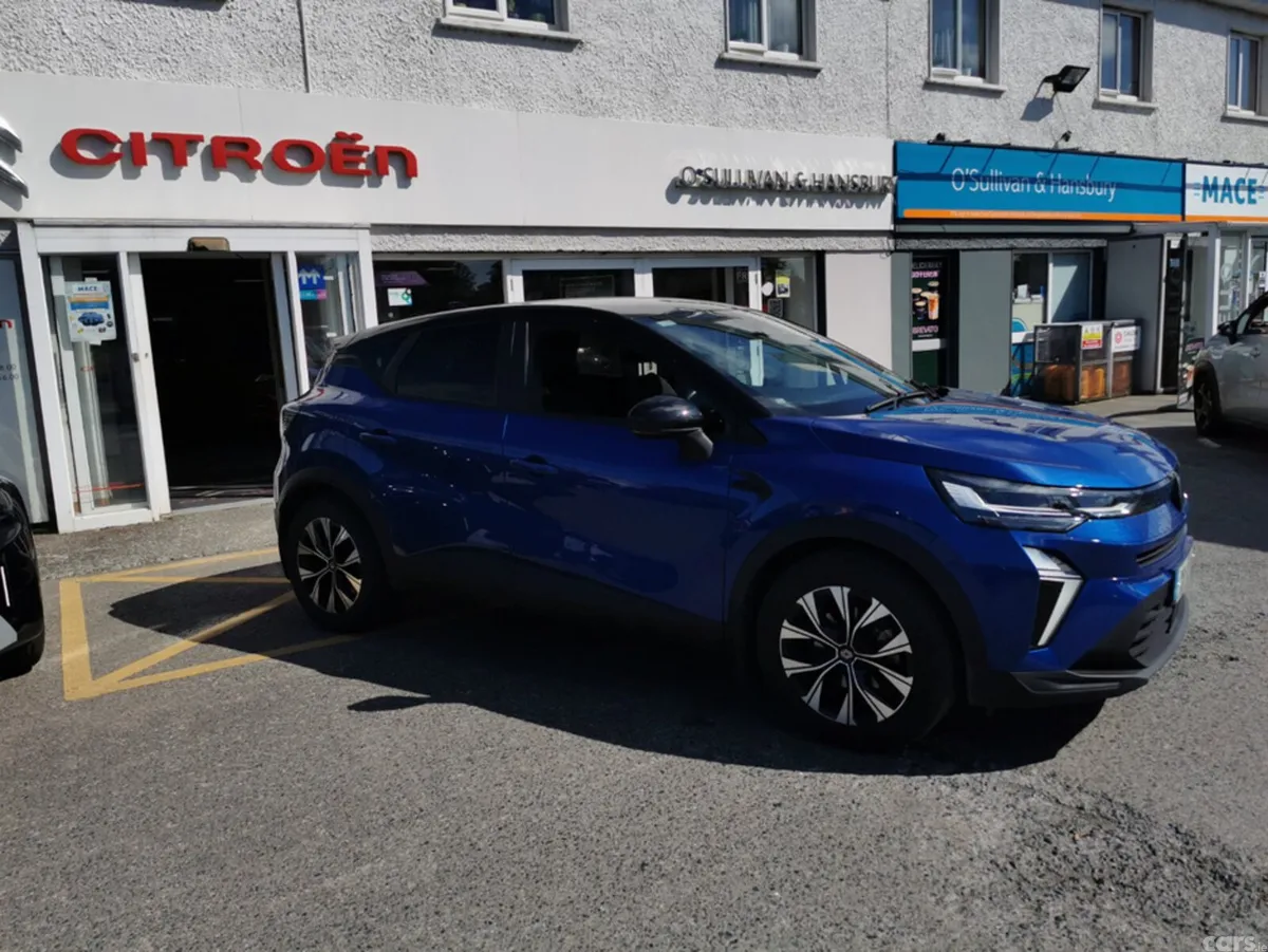 Renault Captur Hatchback, Petrol Hybrid, 2025, Blue