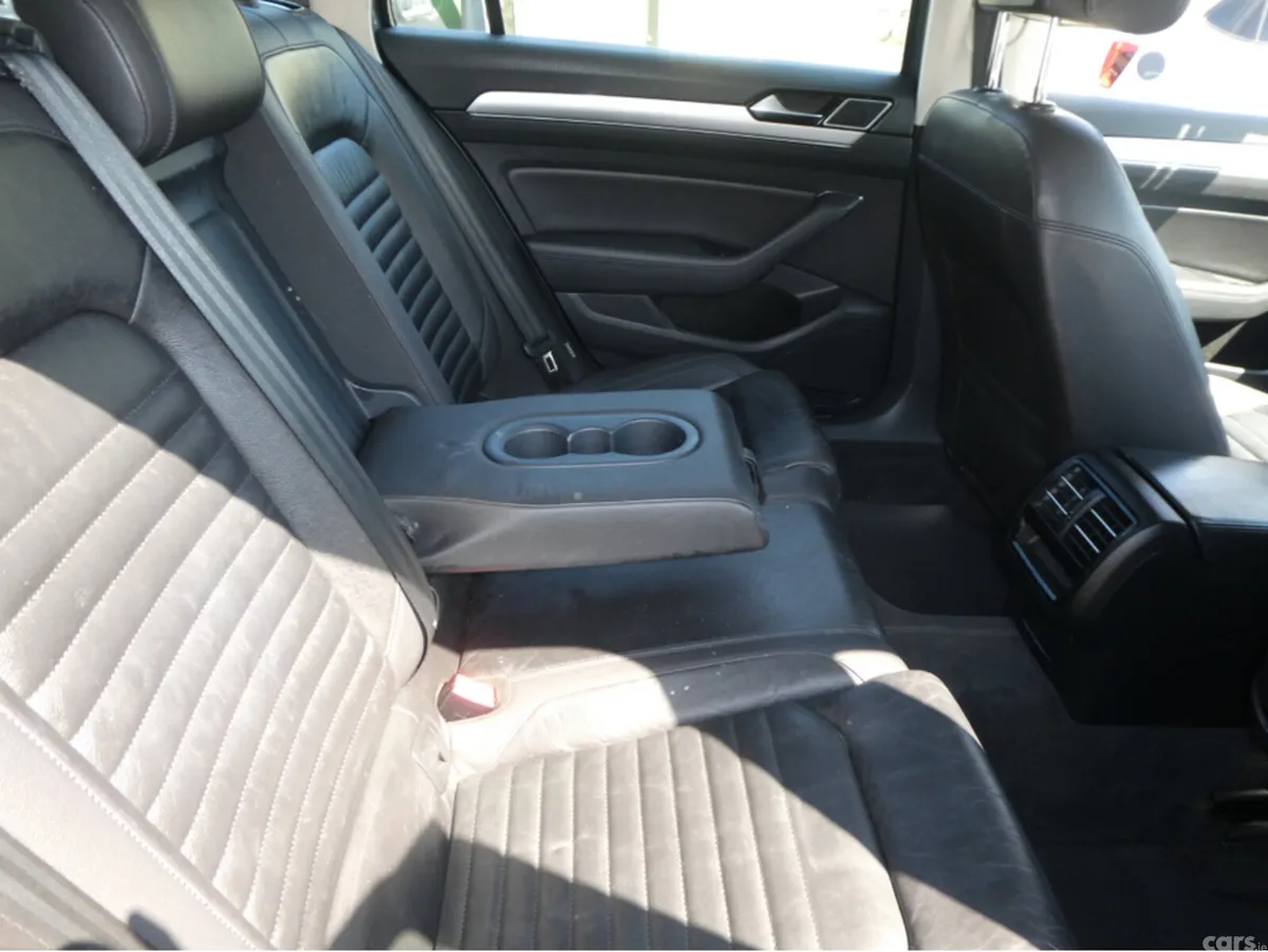 Volkswagen Passat Estate, Diesel, 2015, Grey