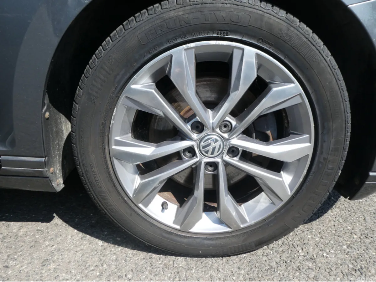 Volkswagen Passat Estate, Diesel, 2015, Grey