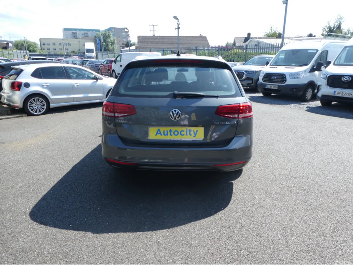 Volkswagen Passat Estate, Diesel, 2015, Grey