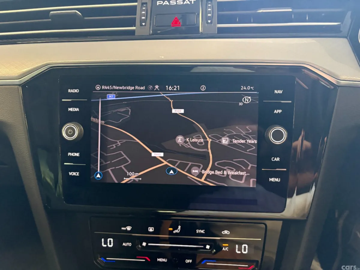 Volkswagen Passat Saloon, Diesel, 2022, Black
