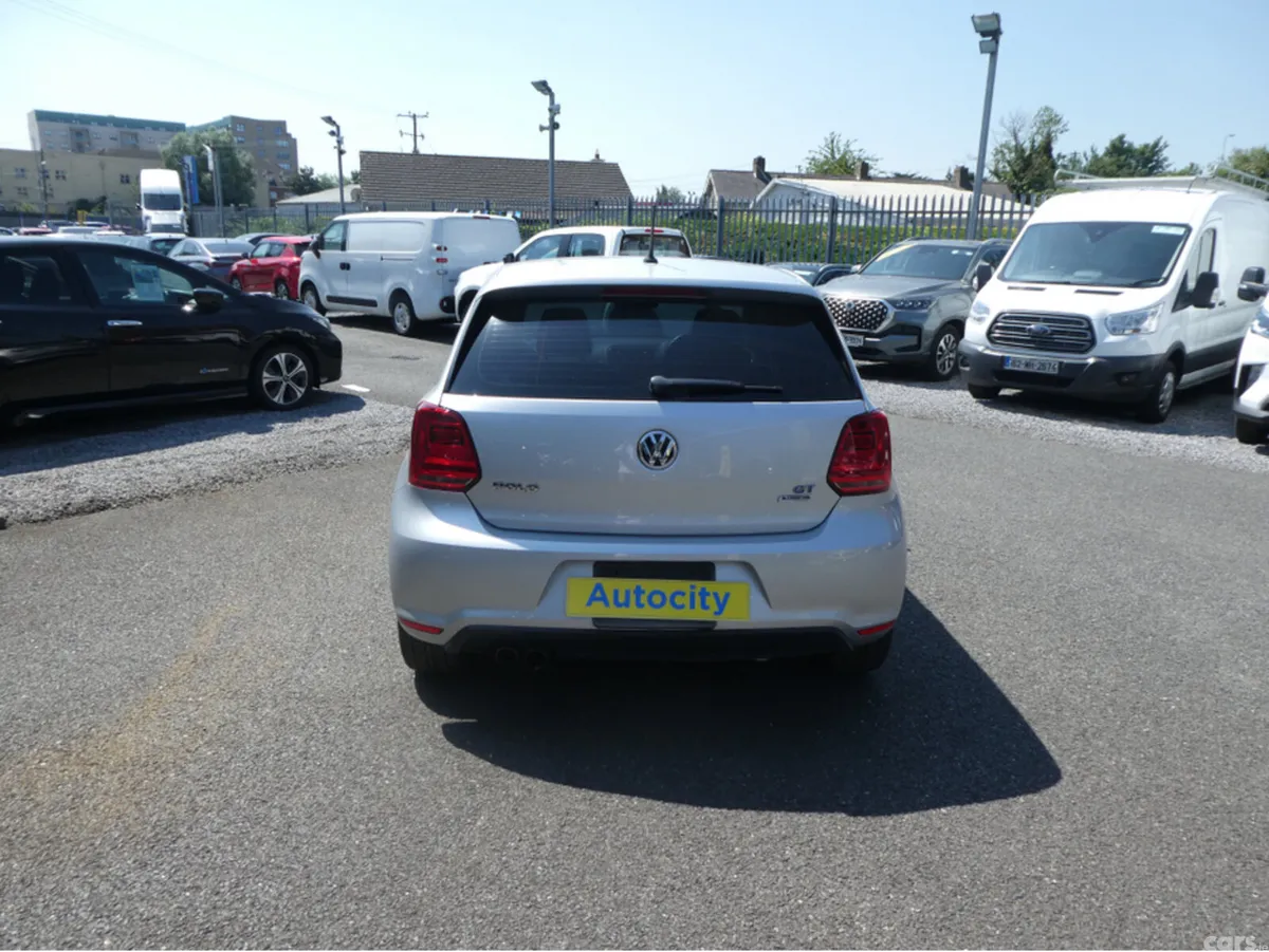 Volkswagen Polo Hatchback, Petrol, 2015, Silver