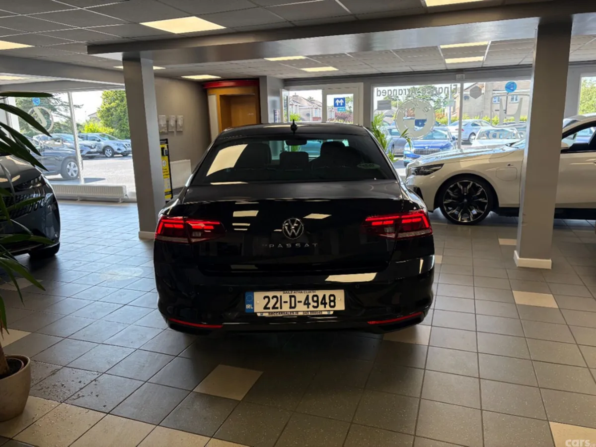 Volkswagen Passat Saloon, Diesel, 2022, Black