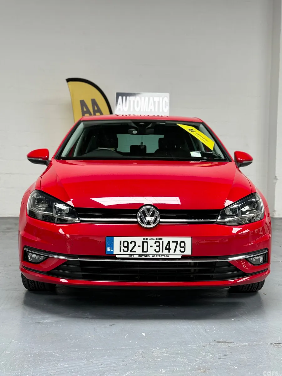 Volkswagen Golf Hatchback, Petrol, 2019, Red