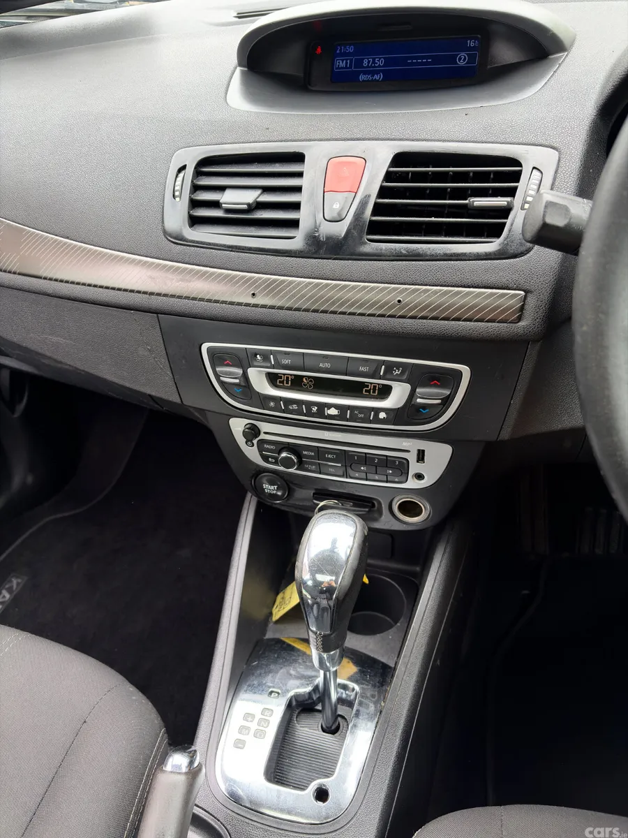 Renault Fluence Saloon, Diesel, 2015, Black