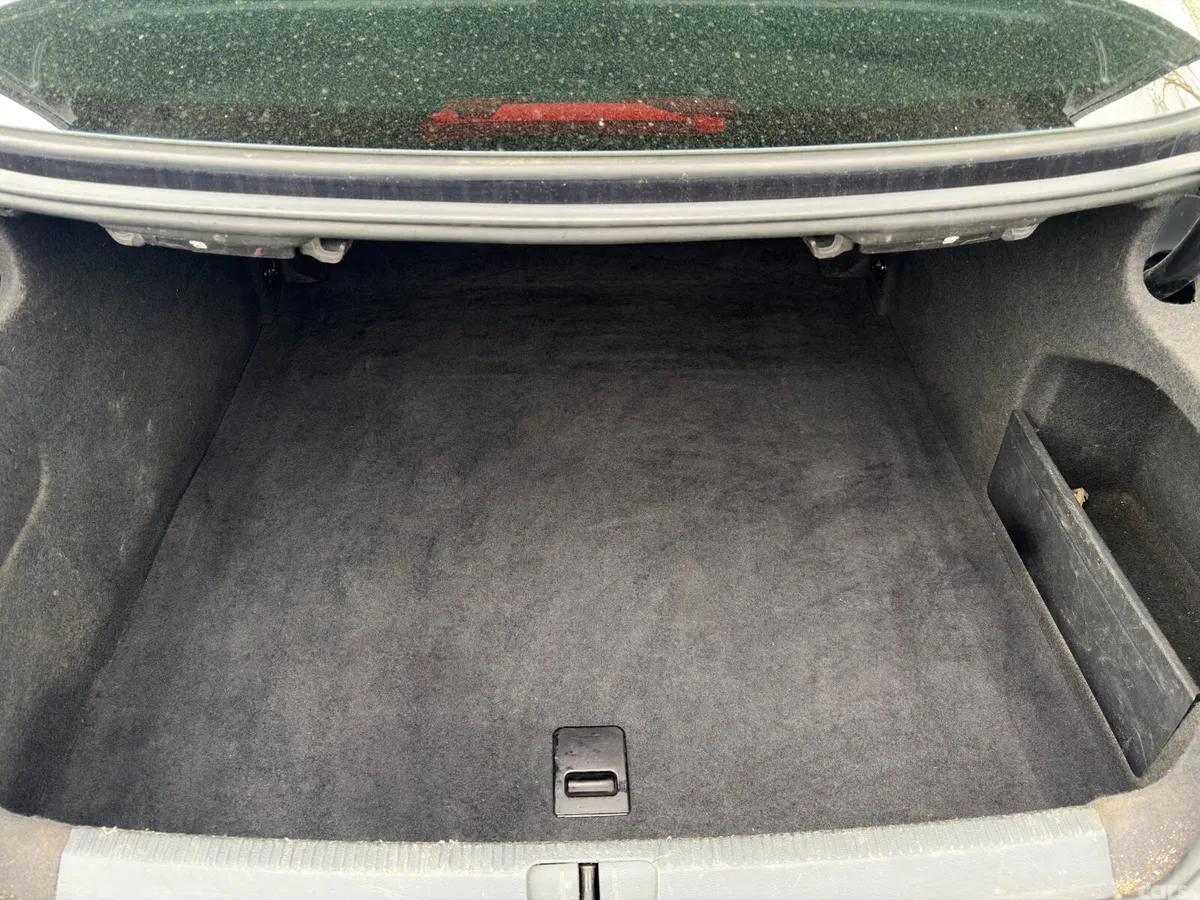 Renault Fluence Saloon, Diesel, 2015, Black