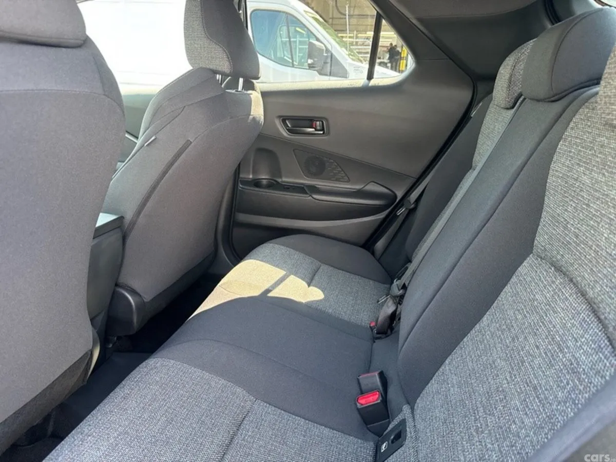 Toyota C-HR Hatchback, Petrol Plug-in Hybrid, 2026, Blue