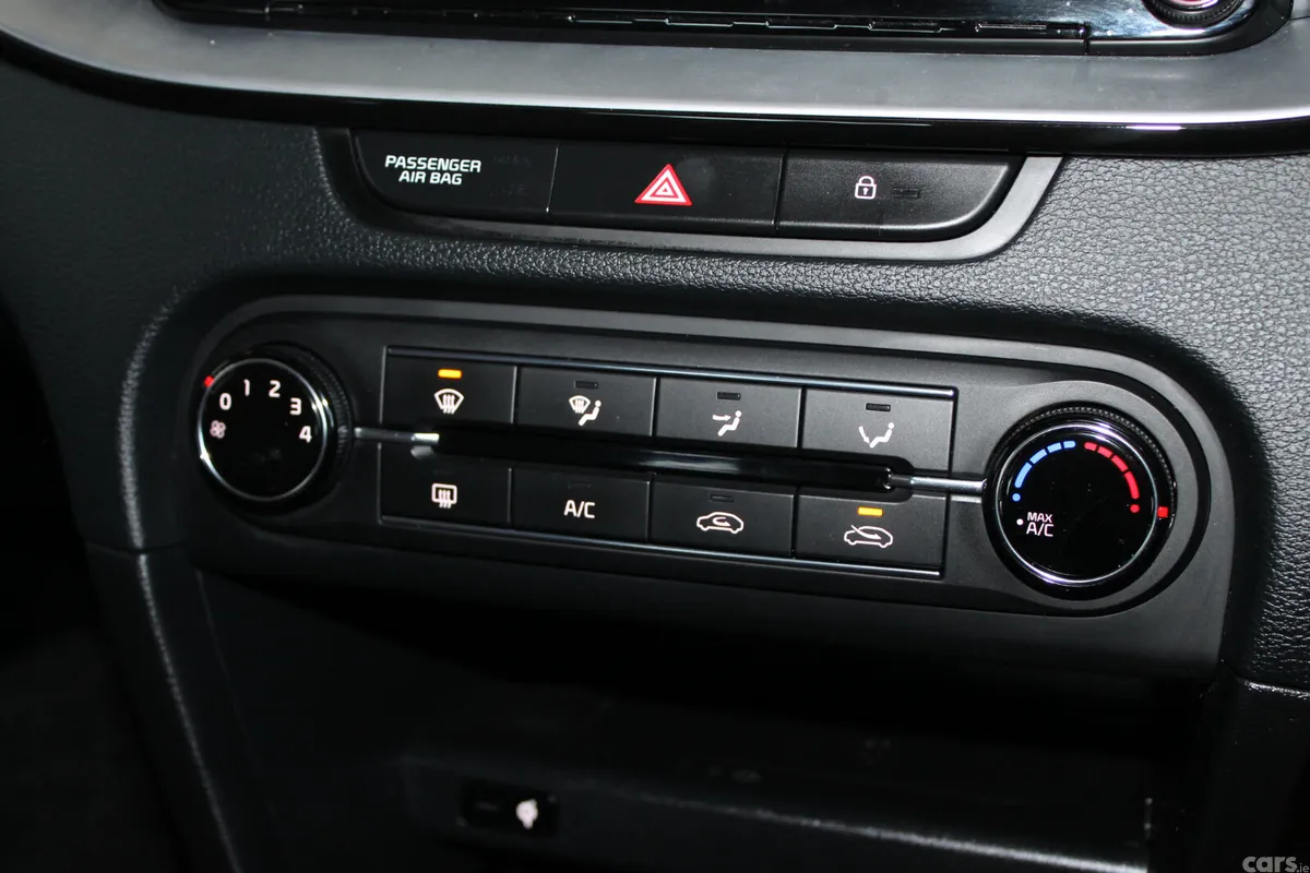 Kia XCeed Hatchback, Diesel, 2021, Grey