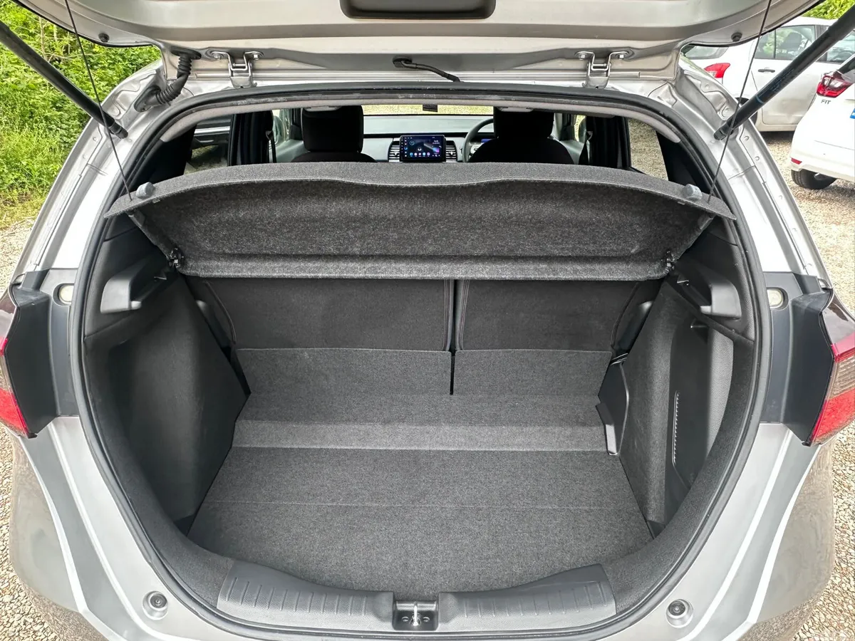 Honda Fit Hatchback, Petrol Hybrid, 2020, Silver