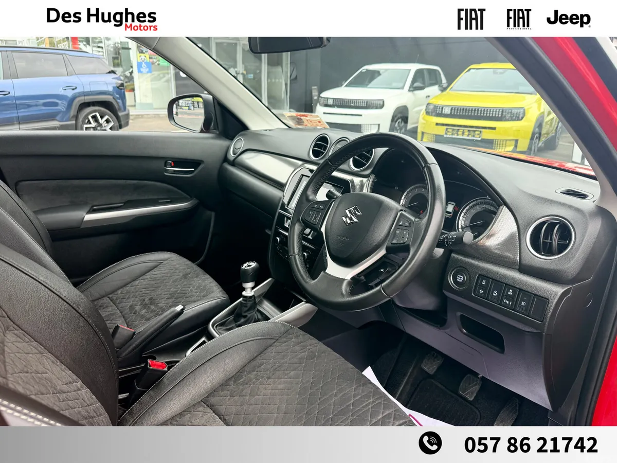 Suzuki Vitara SUV, Petrol, 2023, Red