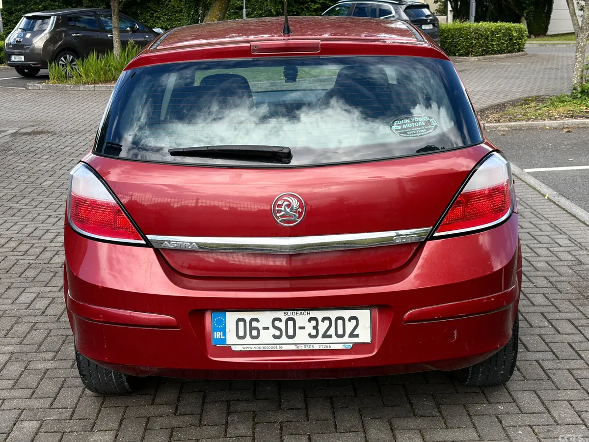 Opel Astra Hatchback, Diesel, 2006, Red
