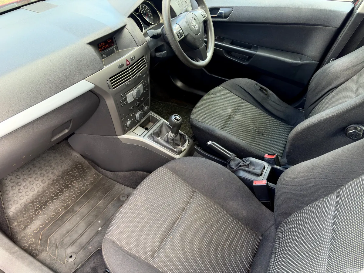 Opel Astra Hatchback, Diesel, 2006, Red