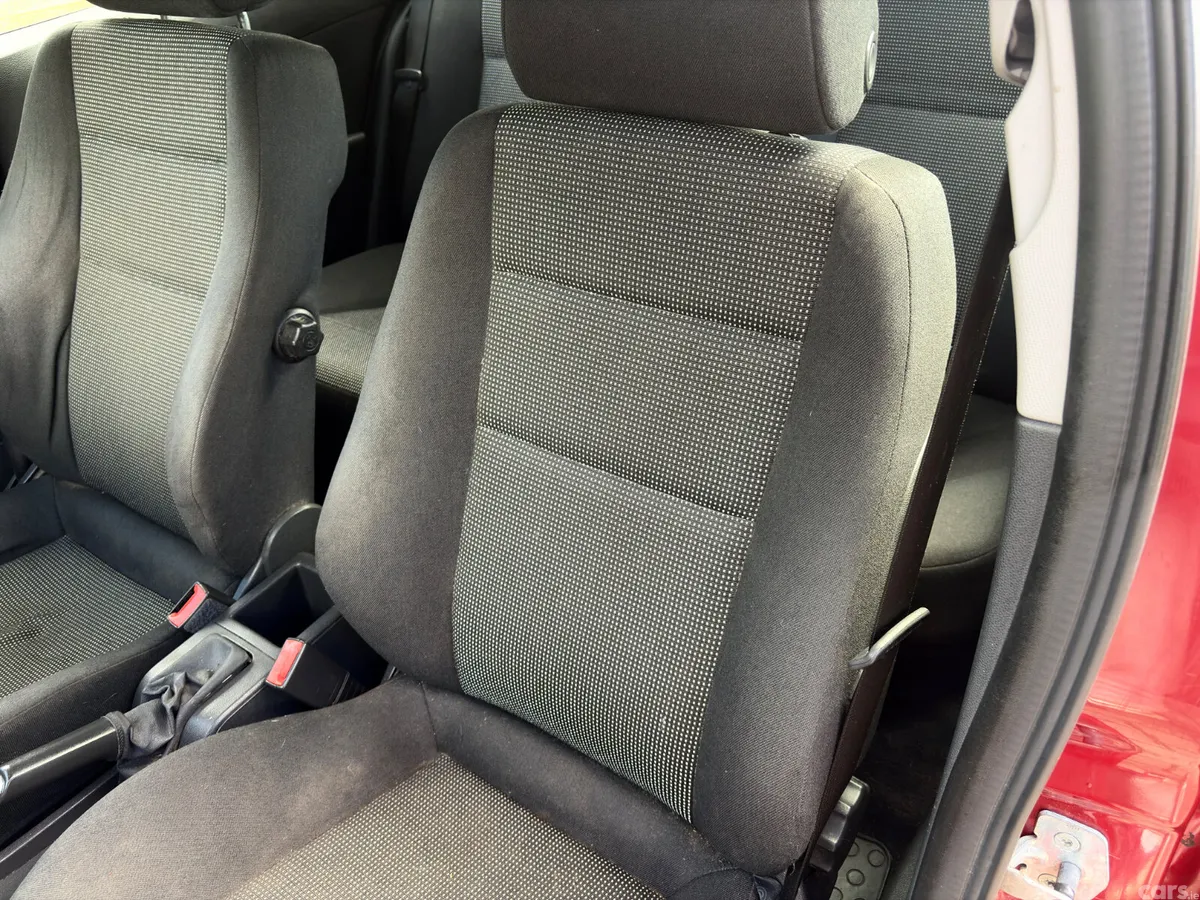 Opel Astra Hatchback, Diesel, 2006, Red