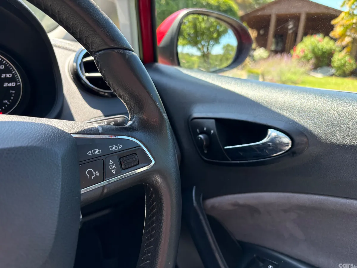 SEAT Ibiza MPV, Petrol, 2016, Red