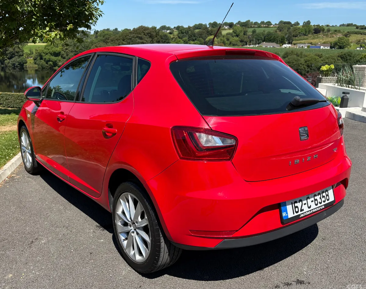 SEAT Ibiza MPV, Petrol, 2016, Red