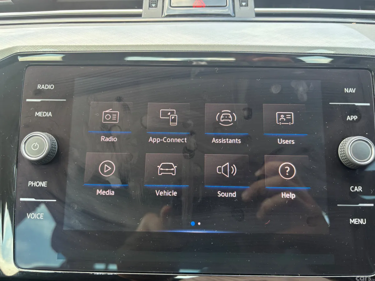 Volkswagen Passat Saloon, Diesel, 2022, Silver