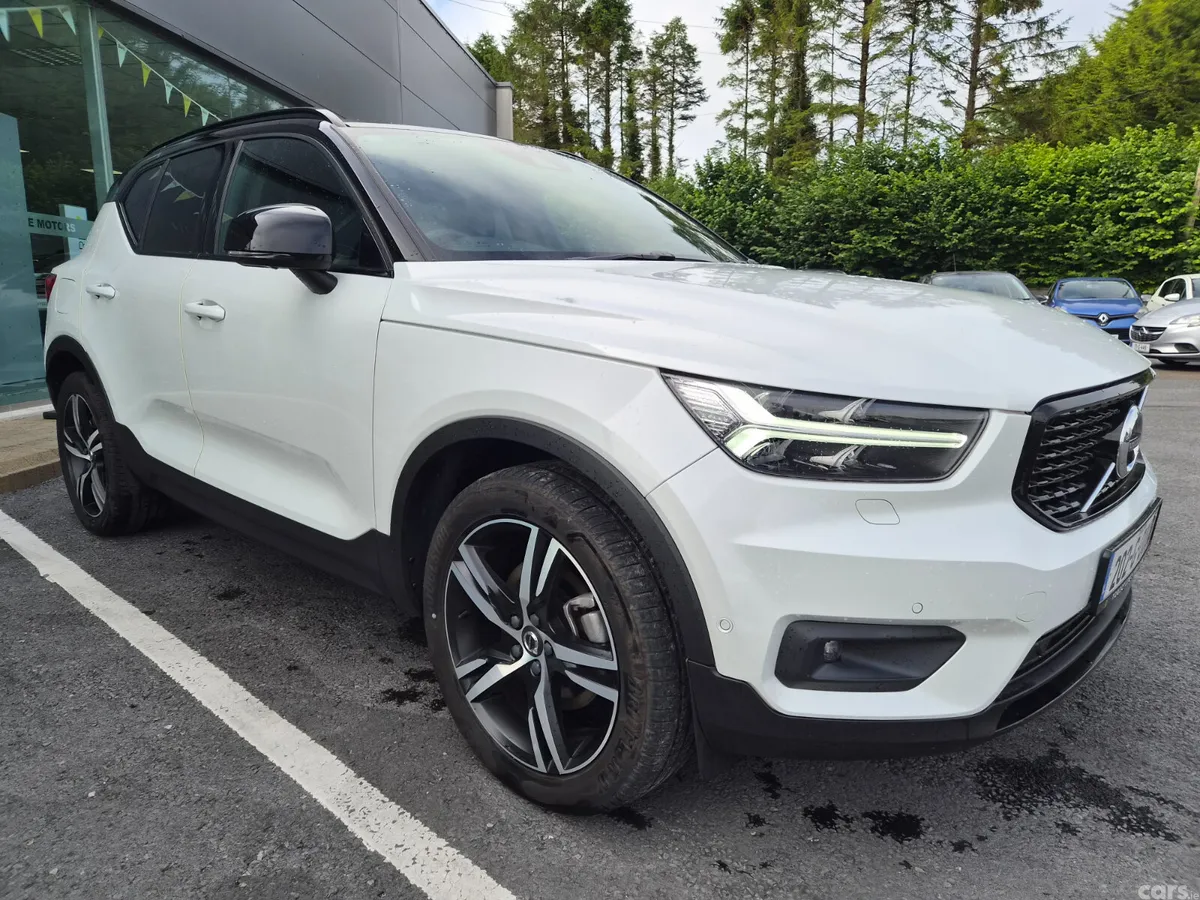 Volvo XC40 SUV, Petrol Hybrid, 2020, White