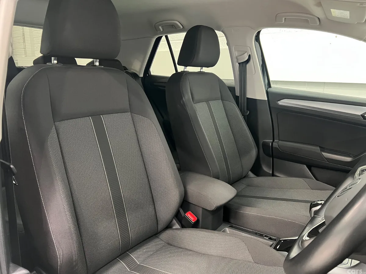 Volkswagen T-Roc SUV, Diesel, 2023, Grey