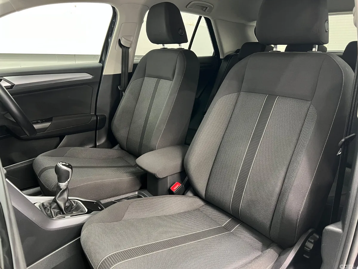 Volkswagen T-Roc SUV, Diesel, 2023, Grey