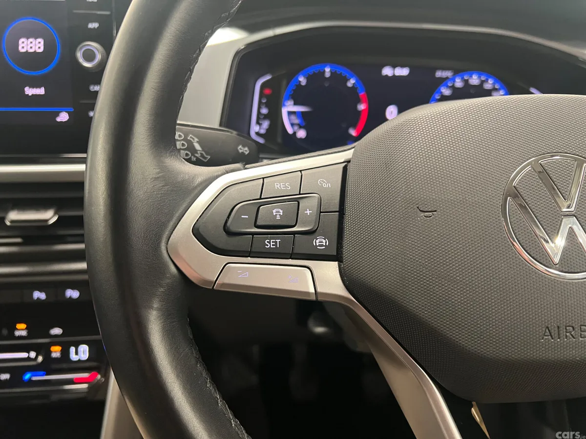Volkswagen T-Roc SUV, Diesel, 2023, Grey