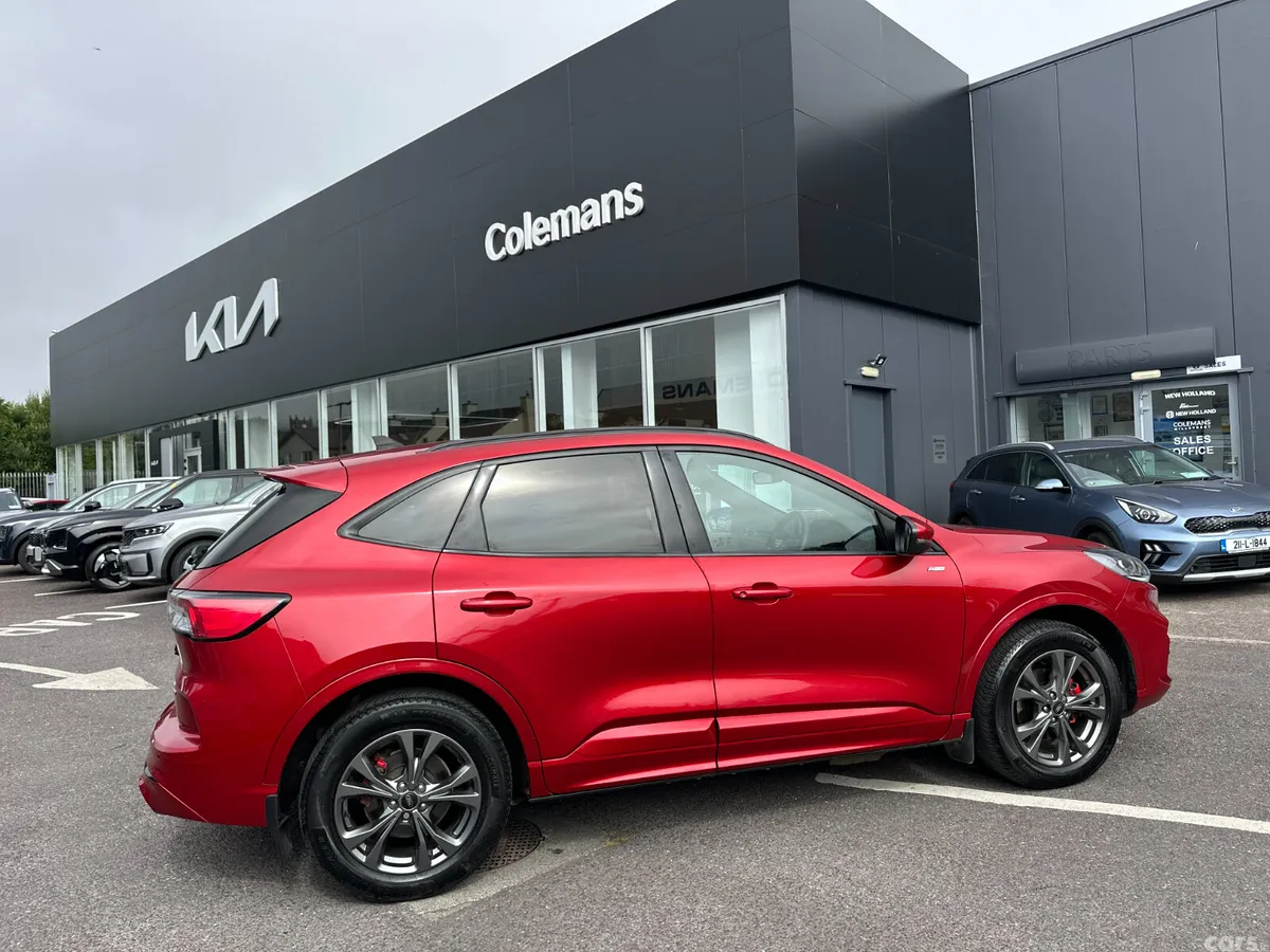 Ford Kuga SUV, Petrol Plug-in Hybrid, 2023, Red