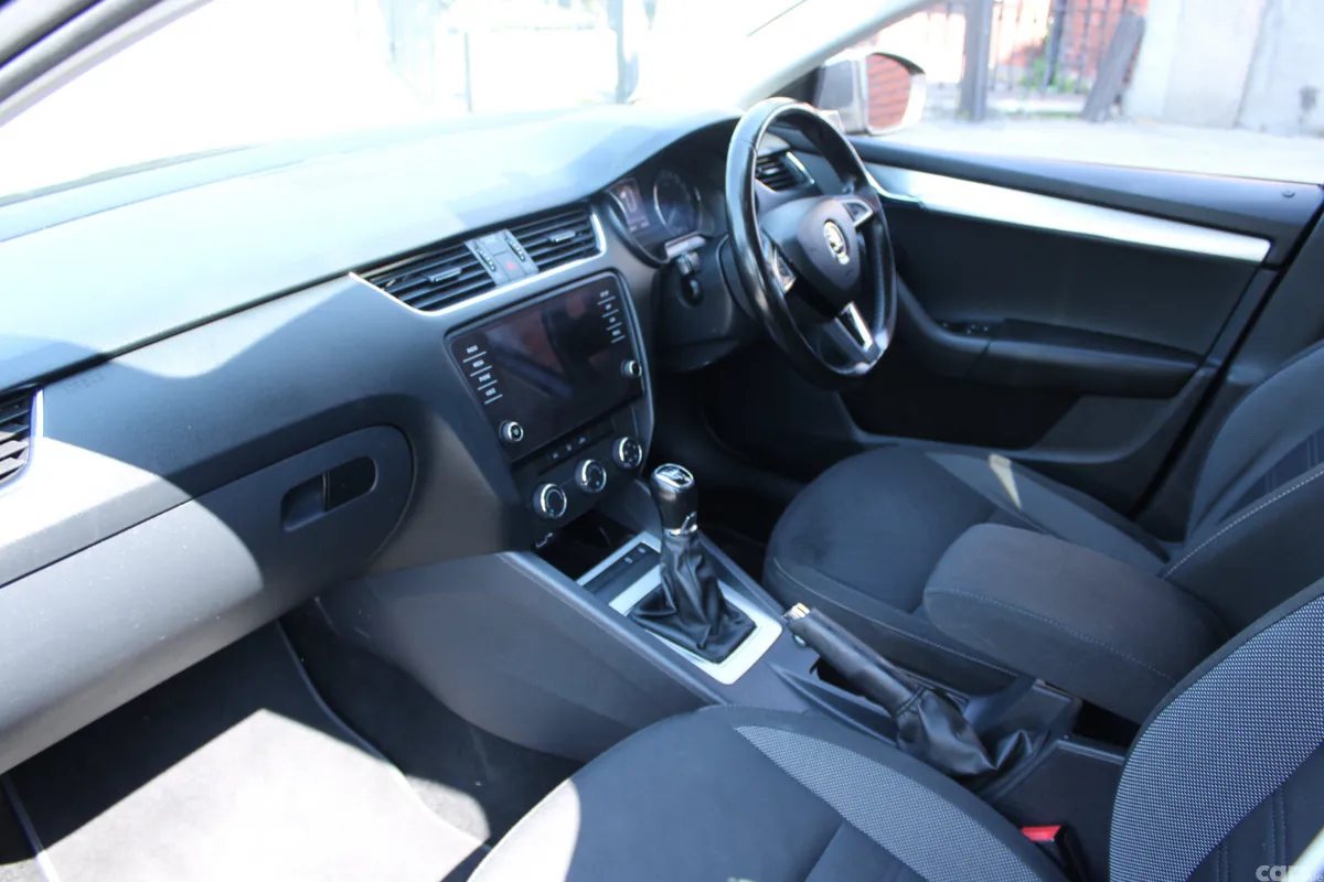 Skoda Octavia Estate, Diesel, 2019, Grey
