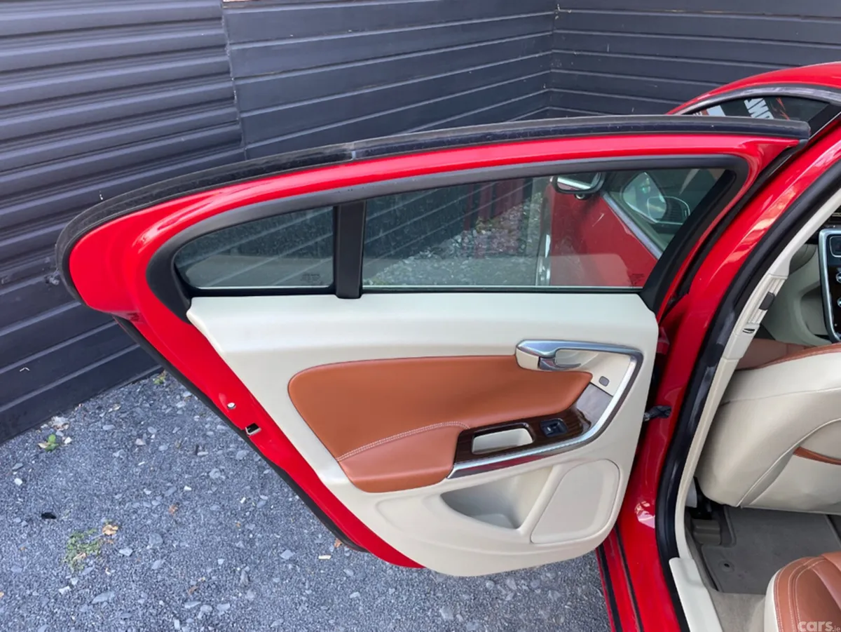 Volvo S60 Saloon, Petrol, 2013, Red