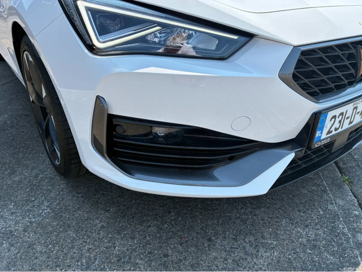 Cupra Leon Estate, Petrol, 2023, White