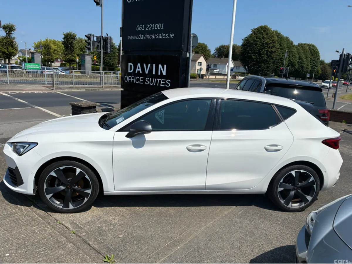 Cupra Leon Estate, Petrol, 2023, White