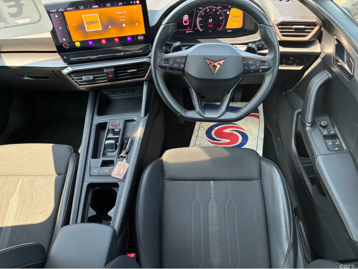 Cupra Leon Estate, Petrol, 2023, White