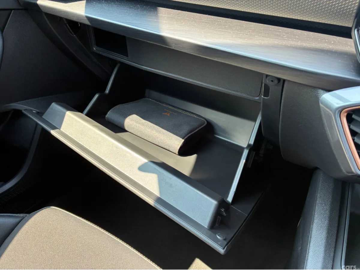 Cupra Leon Estate, Petrol, 2023, White