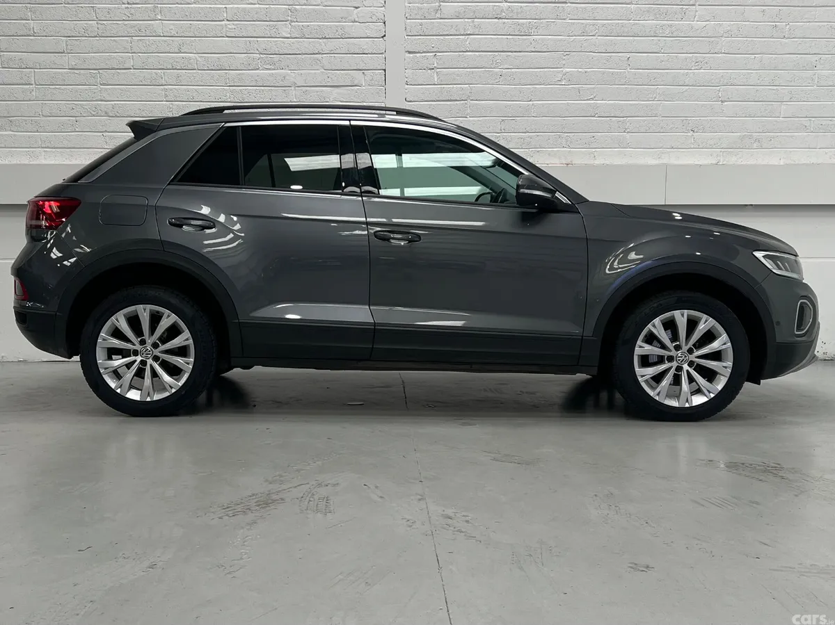 Volkswagen T-Roc SUV, Diesel, 2023, Grey