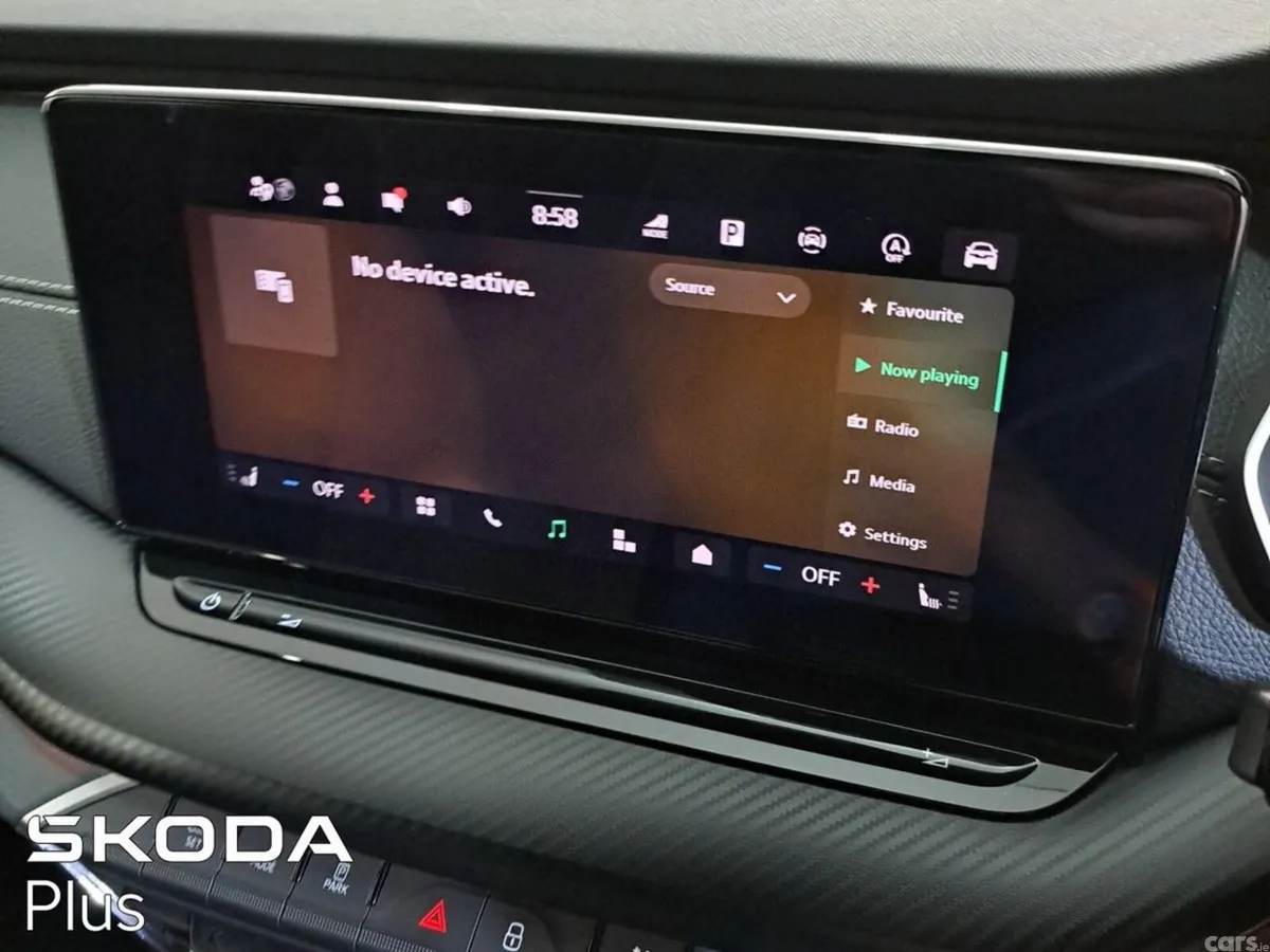 Skoda Octavia Saloon, Petrol, 2025, Blue