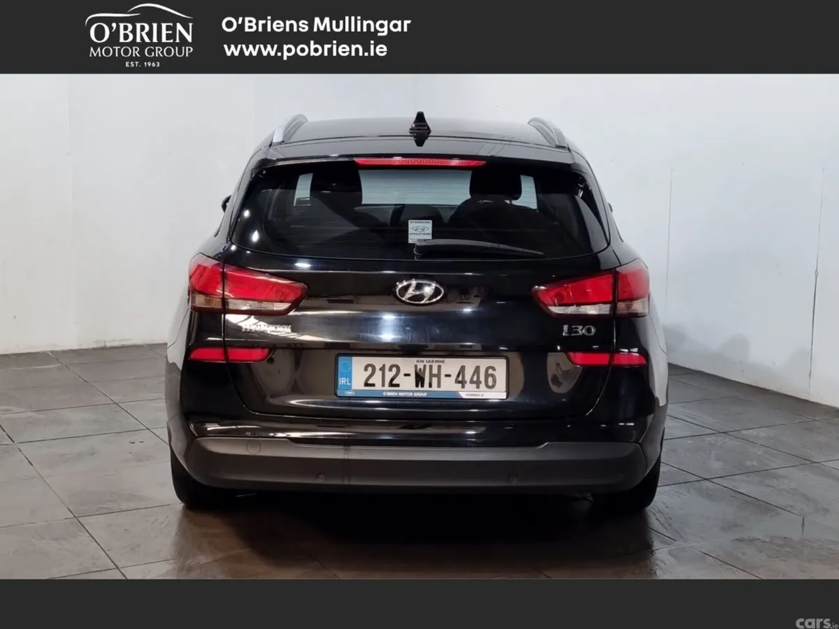 Hyundai i30 Estate, Diesel Hybrid, 2021, Black