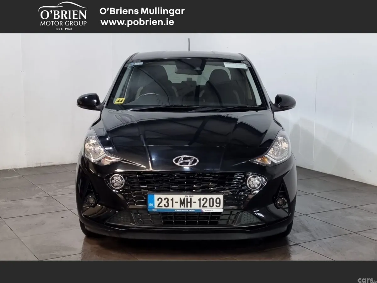 Hyundai i10 Hatchback, Petrol, 2023, Black