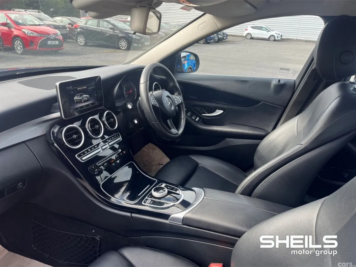 Mercedes-Benz C-Class Saloon, Petrol, 2018, Blue