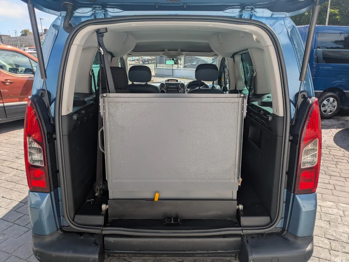 Citroen Berlingo Multispace MPV, Diesel, 2013, Blue