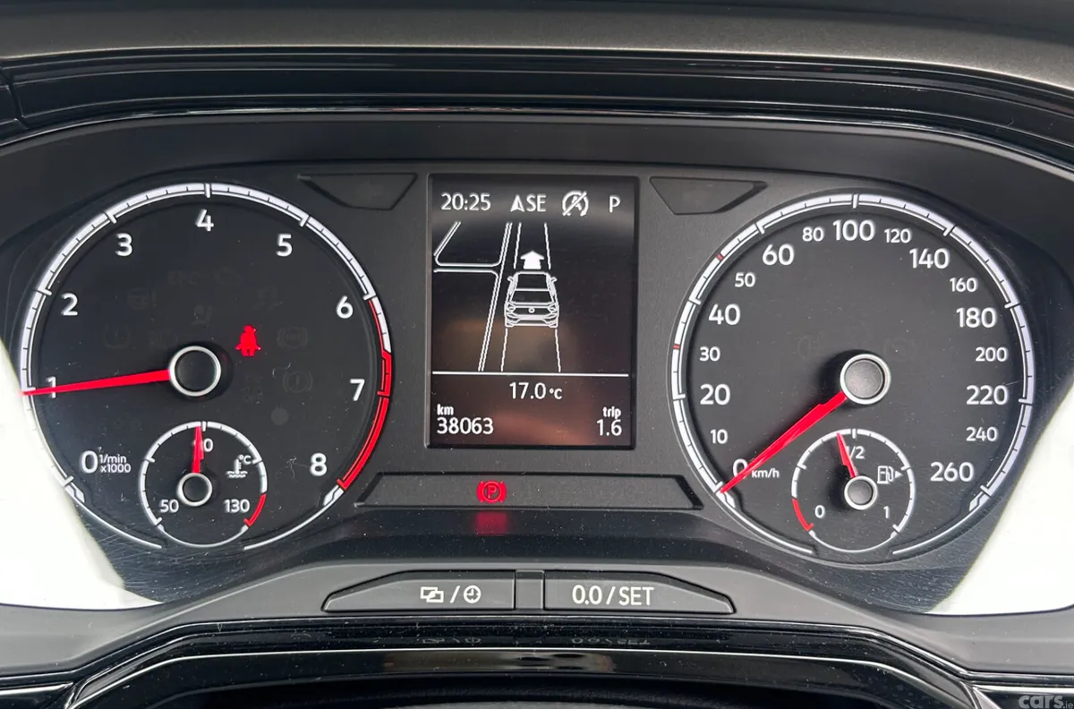 Volkswagen Polo Hatchback, Petrol, 2018, Blue