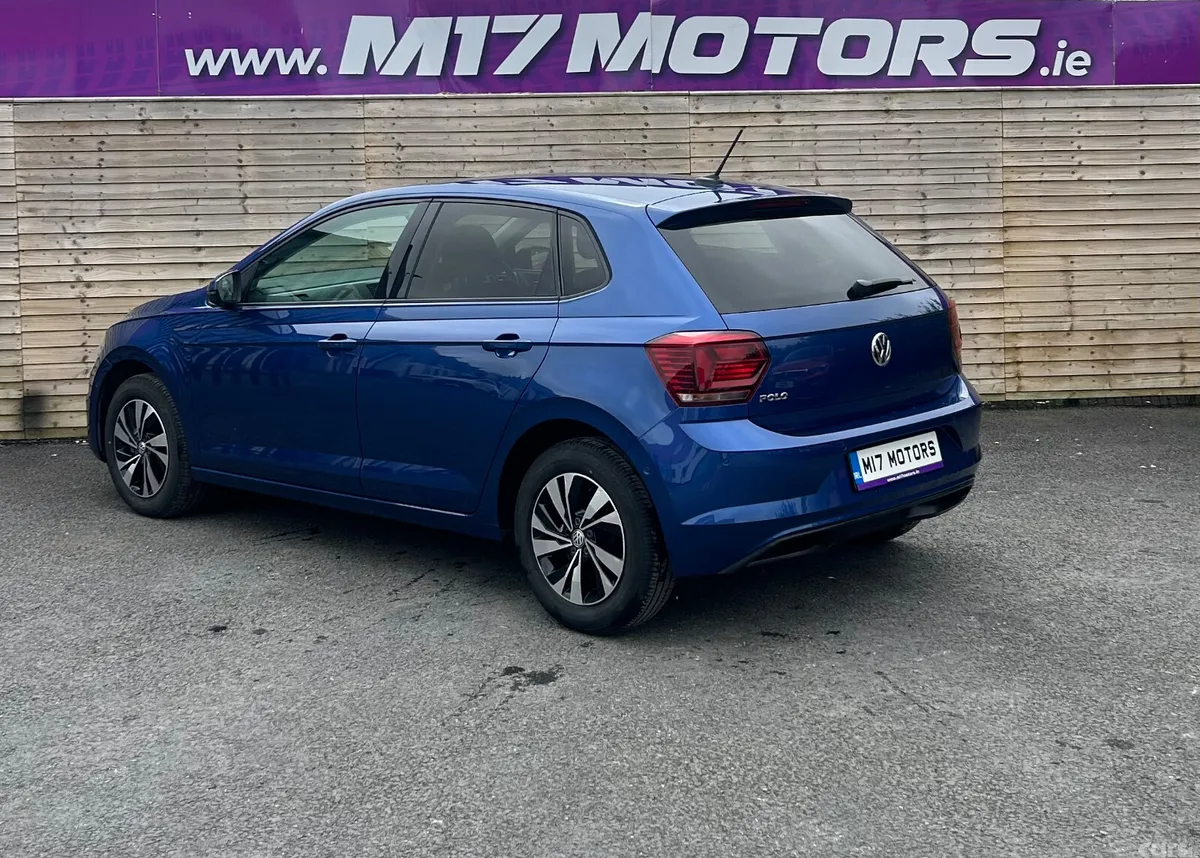 Volkswagen Polo Hatchback, Petrol, 2018, Blue