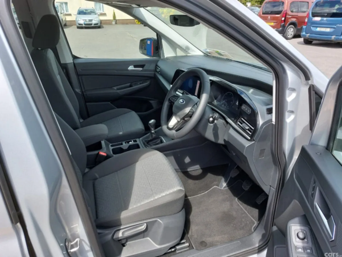 Ford Tourneo Connect MPV, Diesel, 2026, Silver