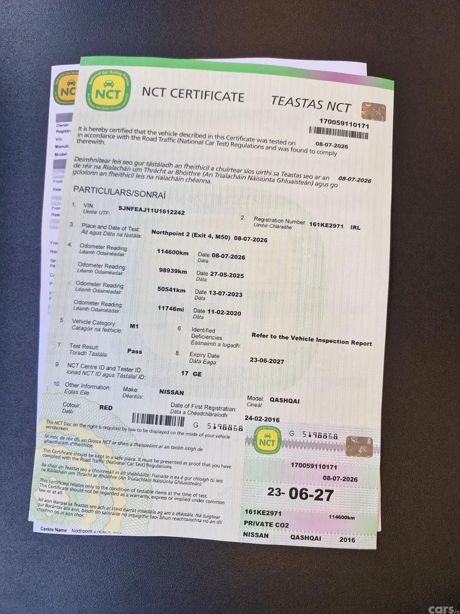 Nissan Qashqai Hatchback, Petrol, 2016, Red