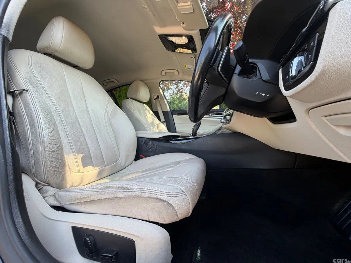 BMW 5-Series Saloon, Diesel, 2017, Blue