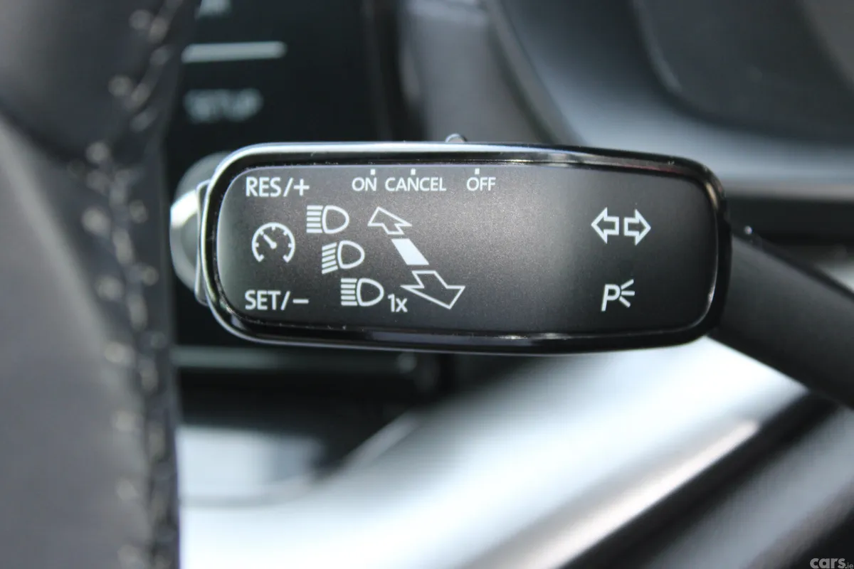 Skoda Octavia Saloon, Petrol, 2022, Red