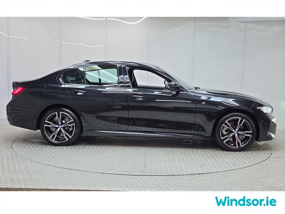 BMW 3-Series Saloon, Petrol Plug-in Hybrid, 2024, Black