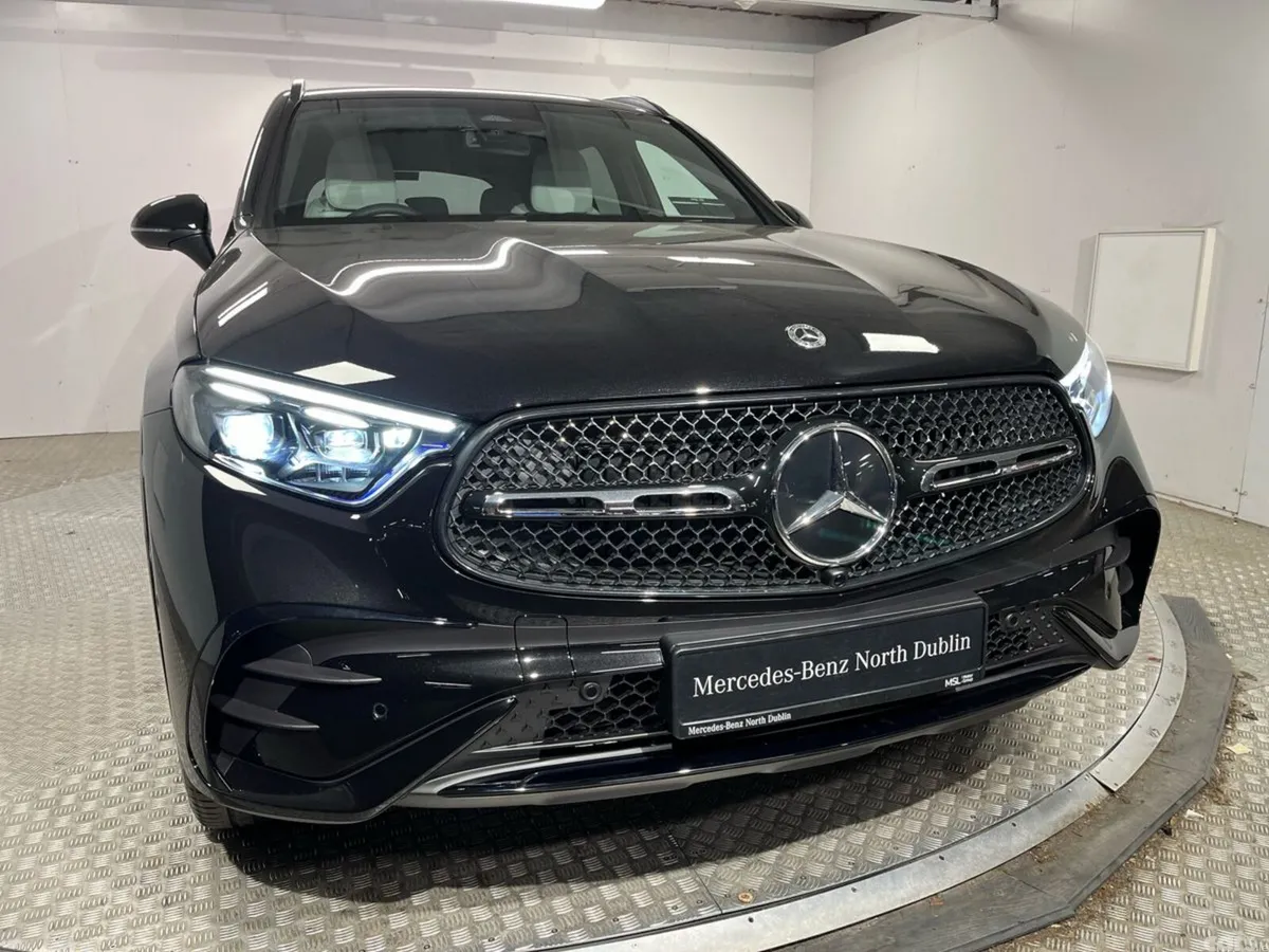 Mercedes-Benz GLC SUV, Petrol Plug-in Hybrid, 2026, Black